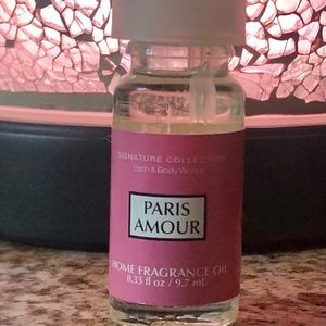 Preowned Bath And Body Works Paris Amour Home Fragrance Oil